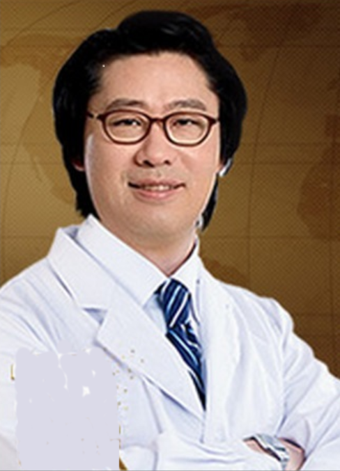 崔哲教授